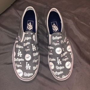 Size 10 authentic MLB Los Angeles Dodgers vans.